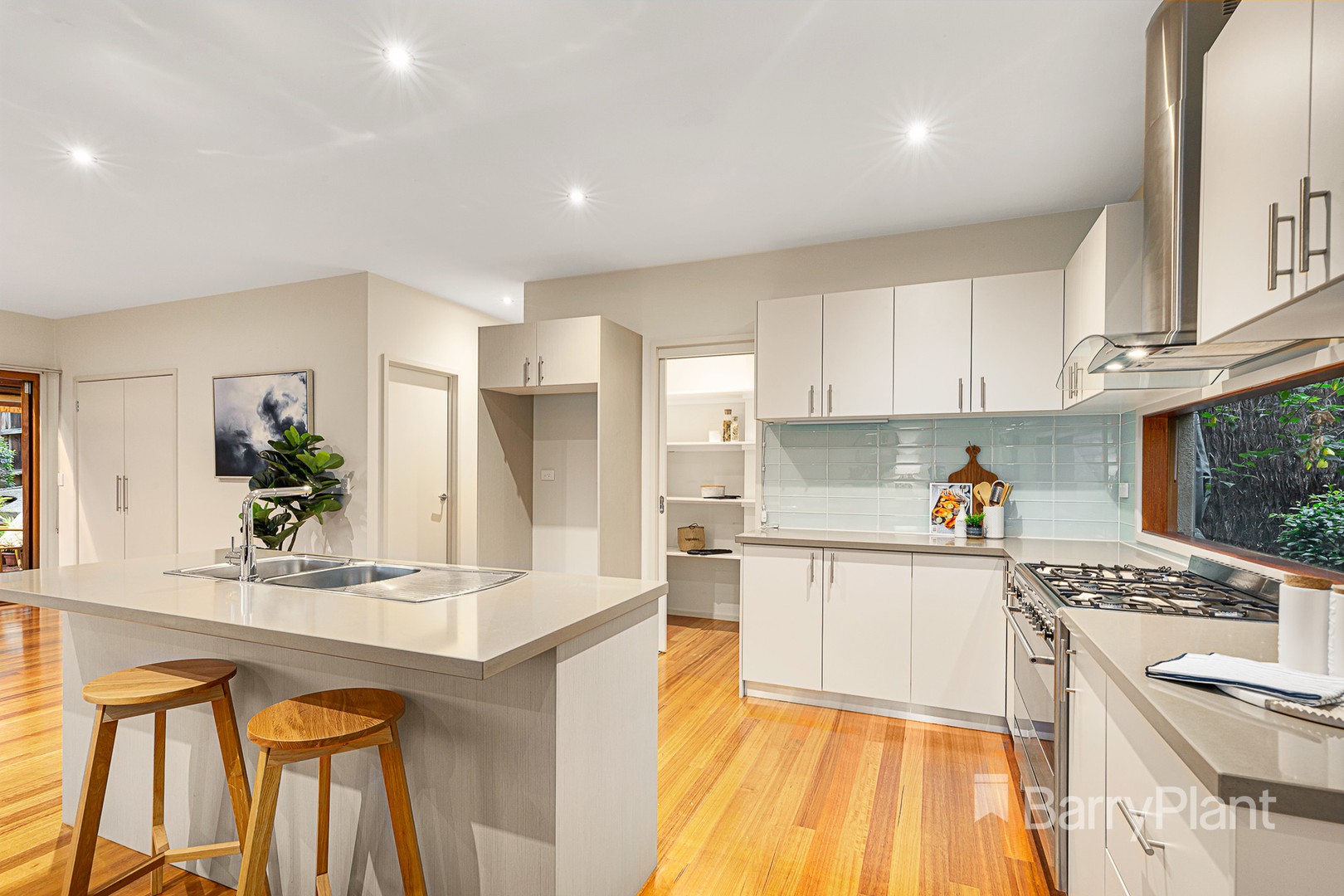 94 Mayona Road, Montmorency, VIC 3094, Montmorency - Thumbnail 3