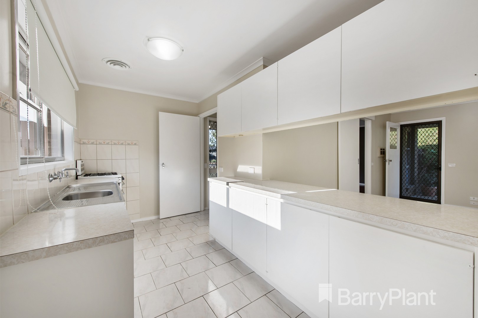 7 Rubicon Place, Werribee, VIC 3030 - Thumbnail 2 - 22/01/2020
