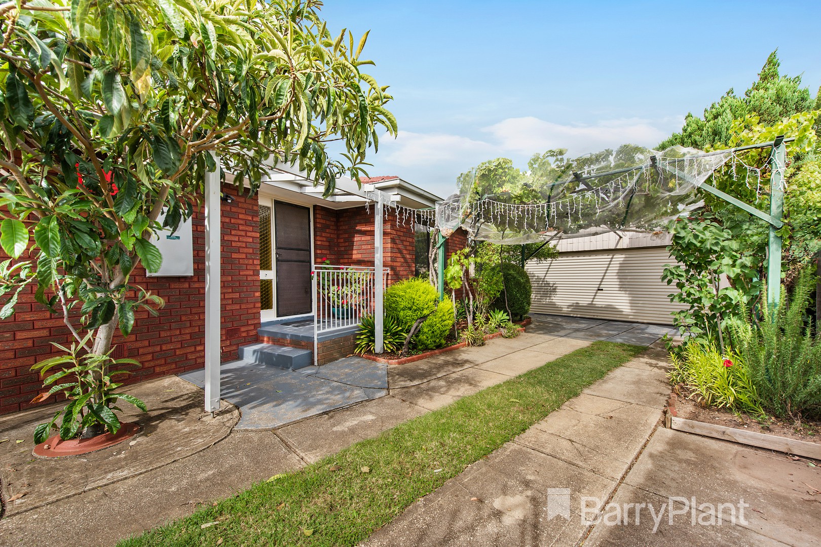 13 Blackwood Drive, Melton South, VIC 3338 - Thumbnail 2 - 23/01/2020