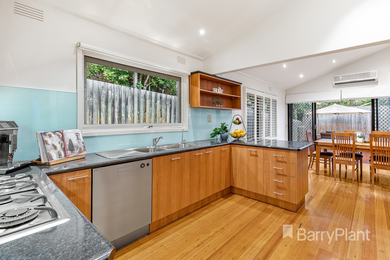 10 Stradmore Avenue, Templestowe, VIC 3106, Templestowe - Thumbnail 3