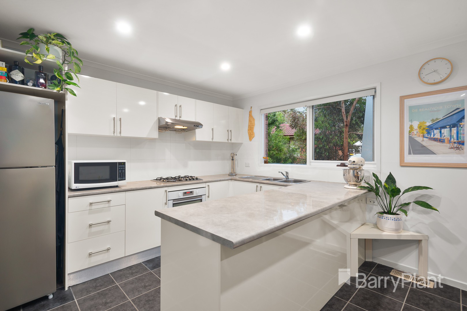 2/7-11 Moresby Street, Mitcham, VIC 3132, Mitcham - Thumbnail 2