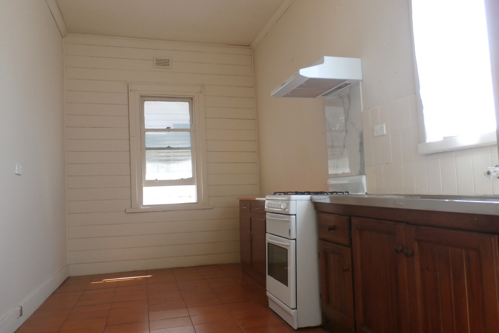 4 Cope Street Street, Coburg, VIC 3058 - Thumbnail 2 - 28/01/2020