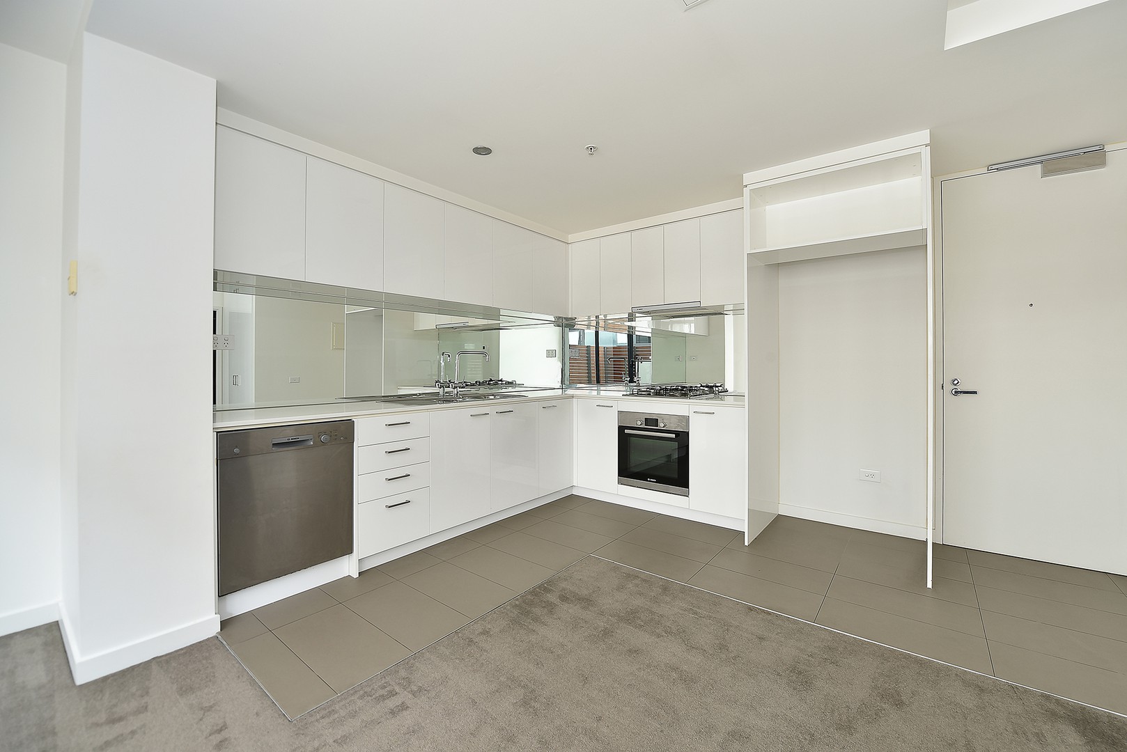 303/1044-1046 Mt Alexander  Road, Essendon, VIC 3040 - Thumbnail 1 - 28/01/2020