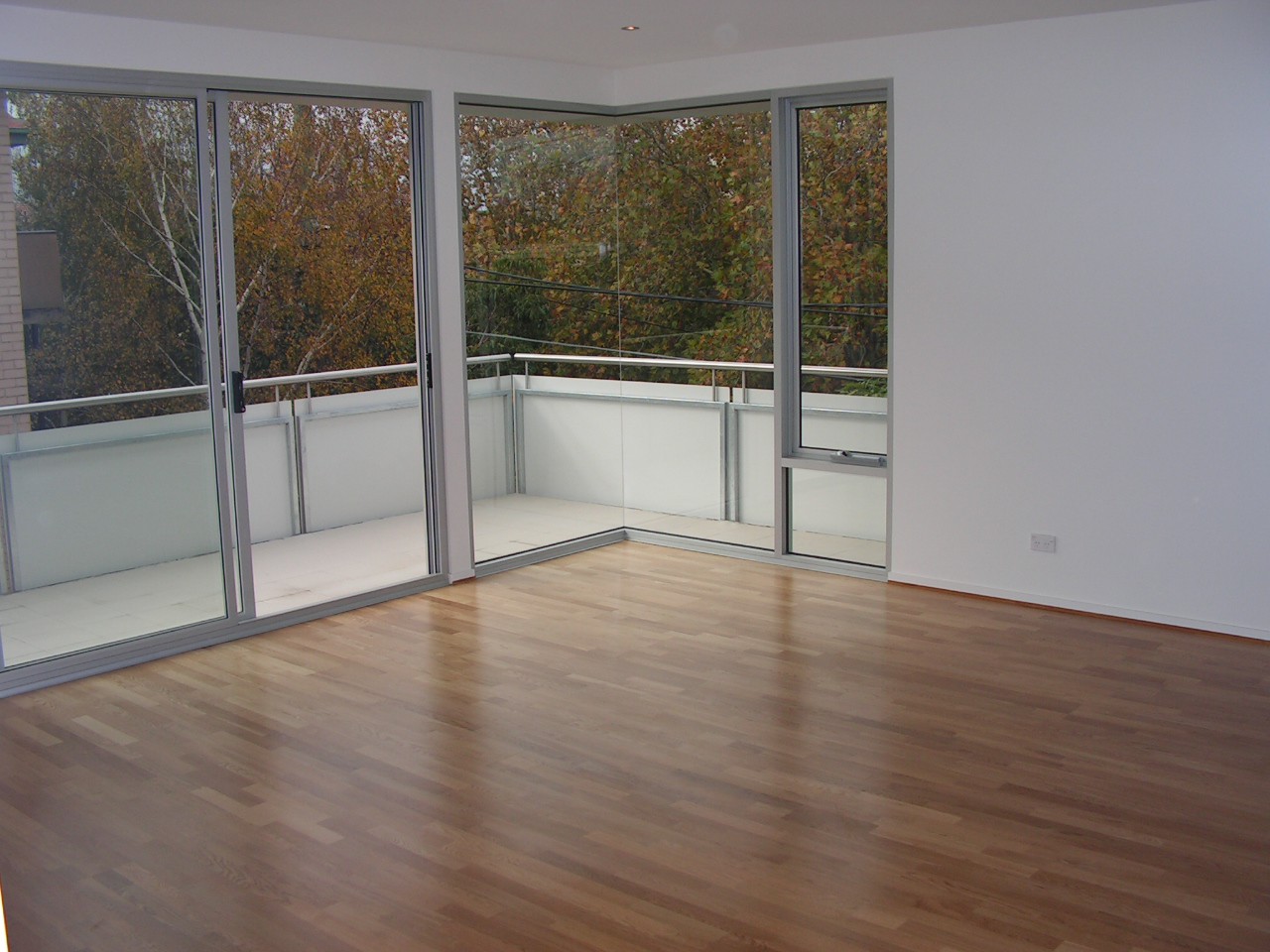 29/24-26 Milton Street, Elwood, VIC 3184 - Thumbnail 1 - 30/01/2020