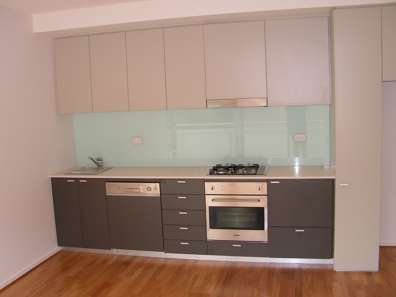 29/24-26 Milton Street, Elwood, VIC 3184 - Thumbnail 2 - 30/01/2020