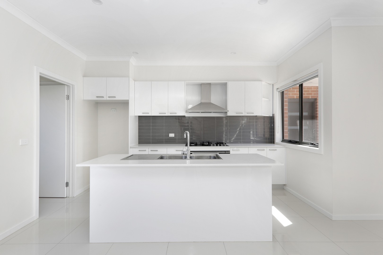 2/72 Lorne Street, Fawkner, VIC 3060 - Thumbnail 2 - 31/01/2020