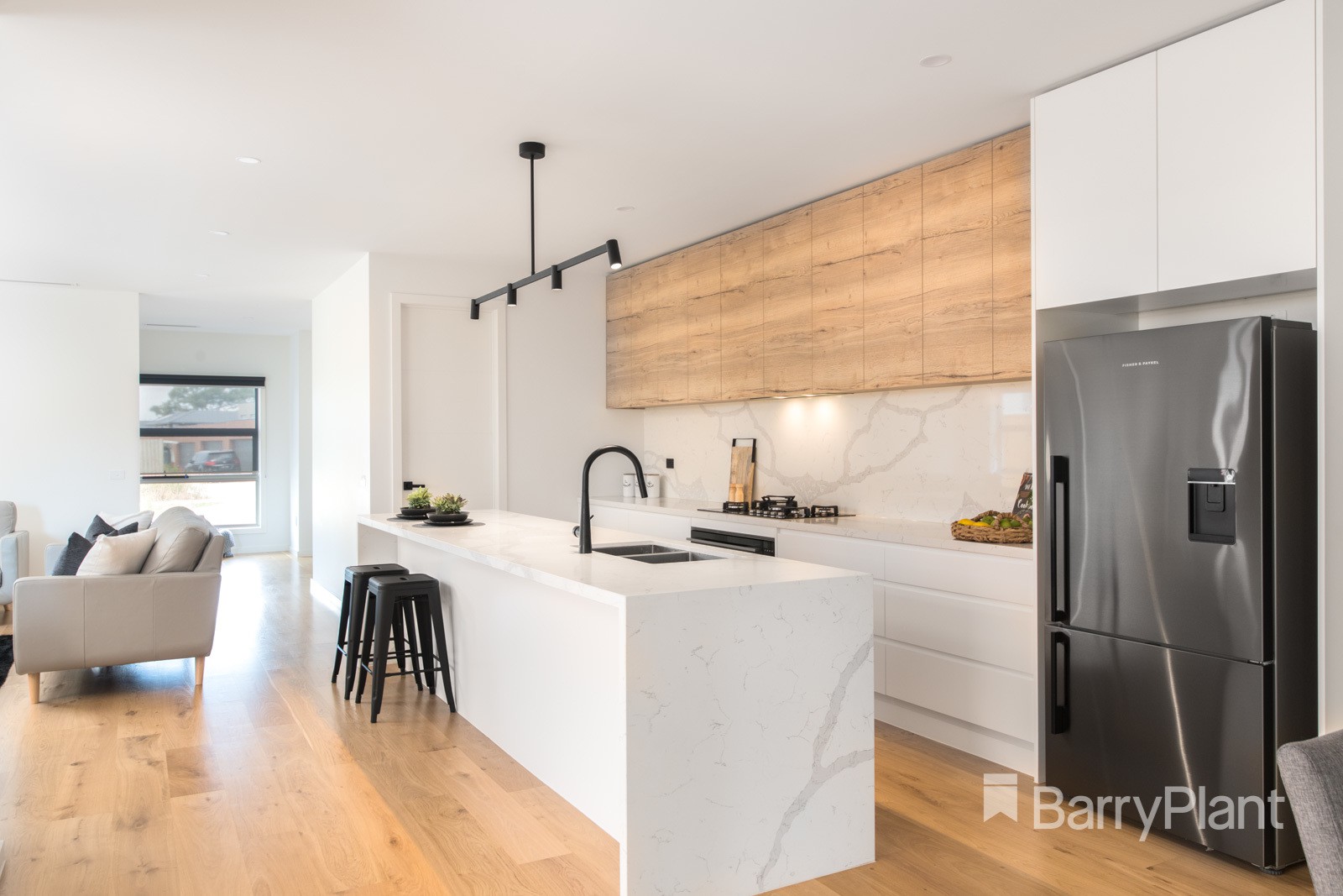 12 Thornaby Drive, Mickleham, VIC 3064 - Thumbnail 2 - 04/02/2020