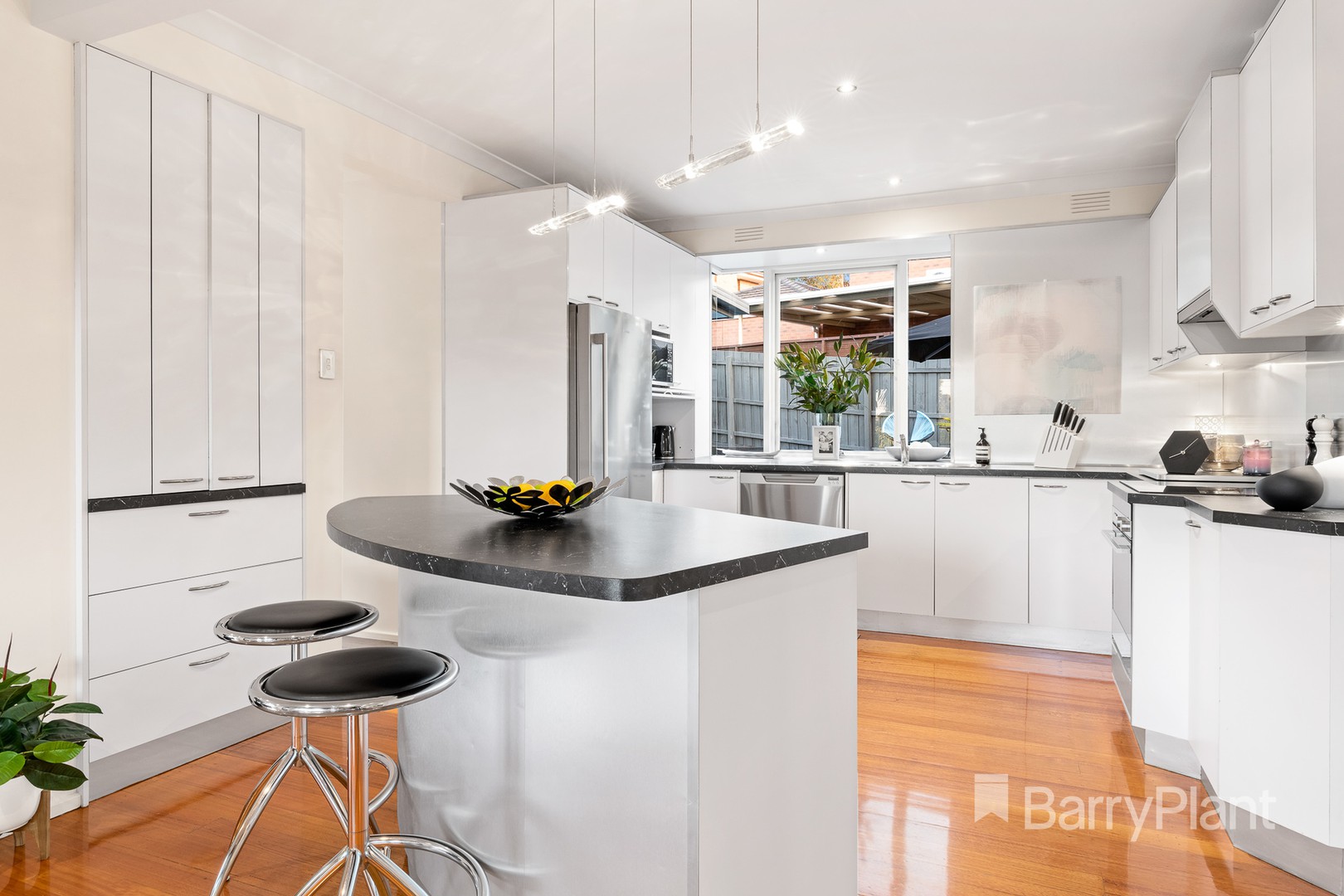 10 Stafford CourtDoncaster East, VIC 3109, Doncaster East - Thumbnail 3