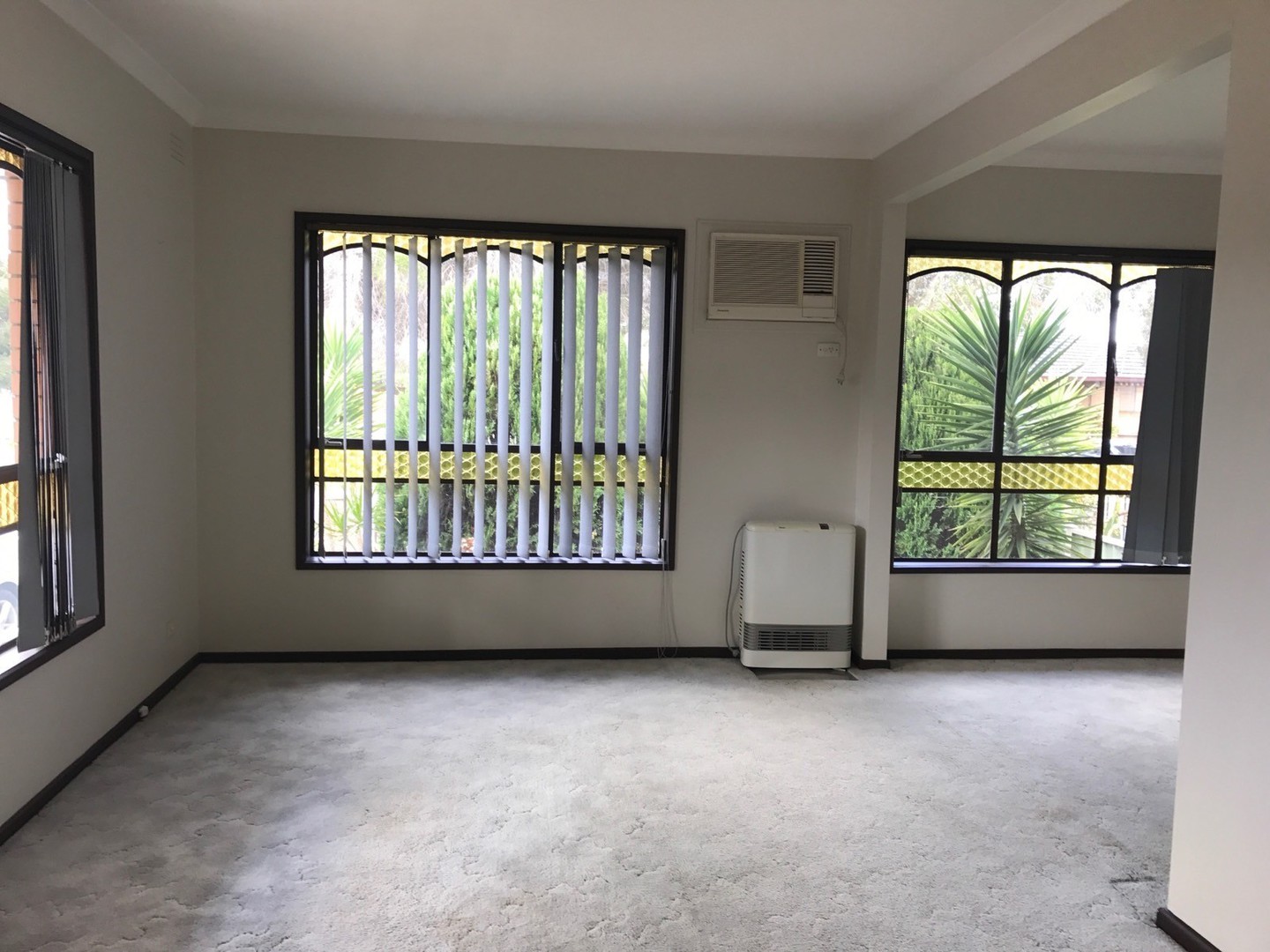 58 Rosebery Street, Altona Meadows, VIC 3028 - Thumbnail 2 - 12/02/2020