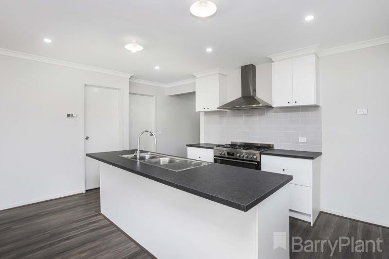 9 Morang Street, Mickleham, VIC 3064 - Thumbnail 1 - 12/02/2020