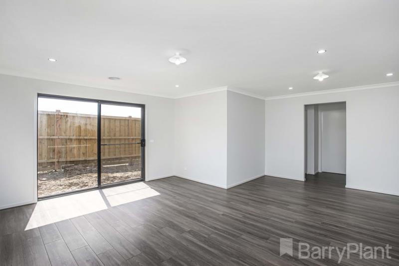 9 Morang Street, Mickleham, VIC 3064 - Thumbnail 2 - 12/02/2020