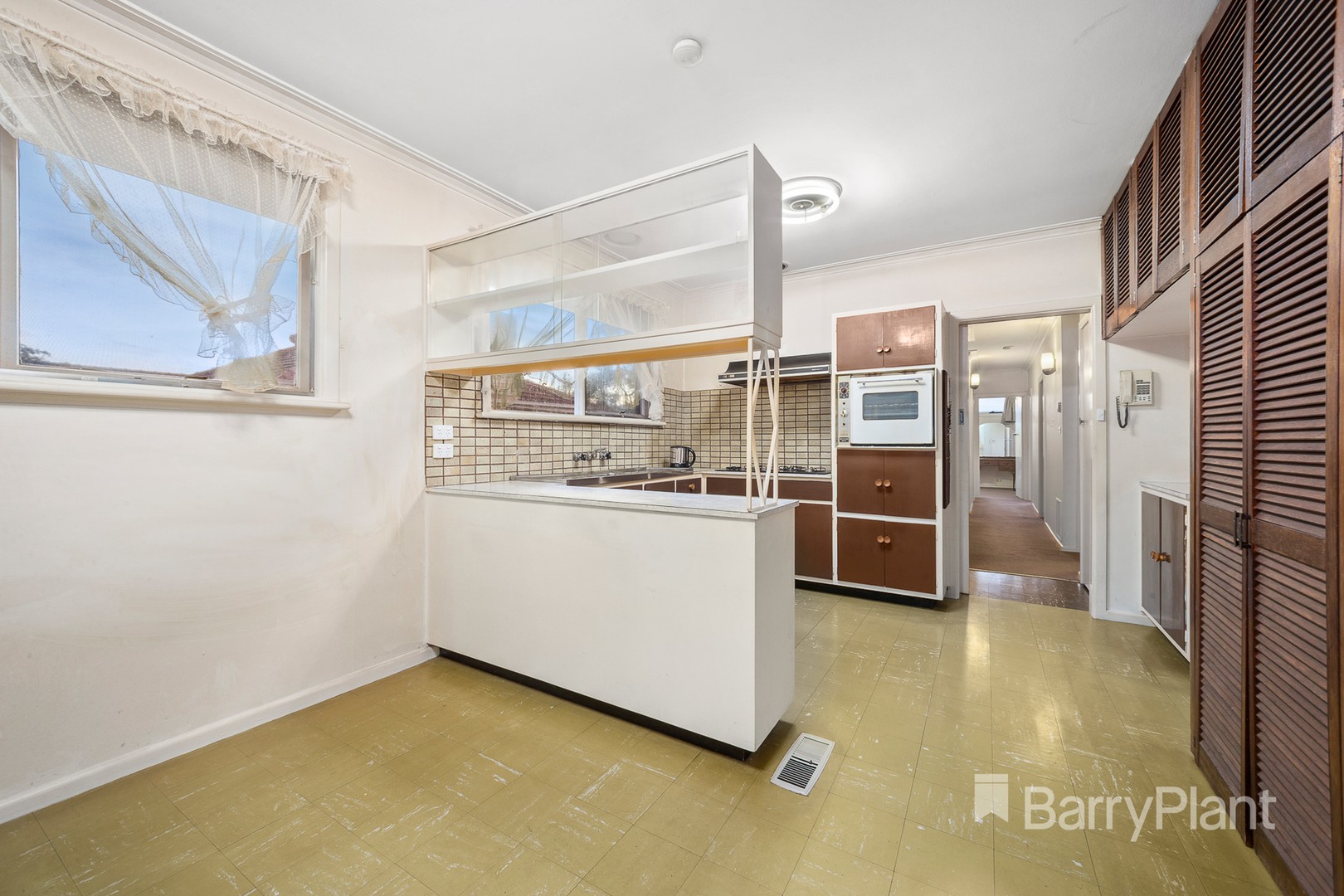 2 Menarra Street, Doncaster, VIC 3108, Doncaster - Thumbnail 5