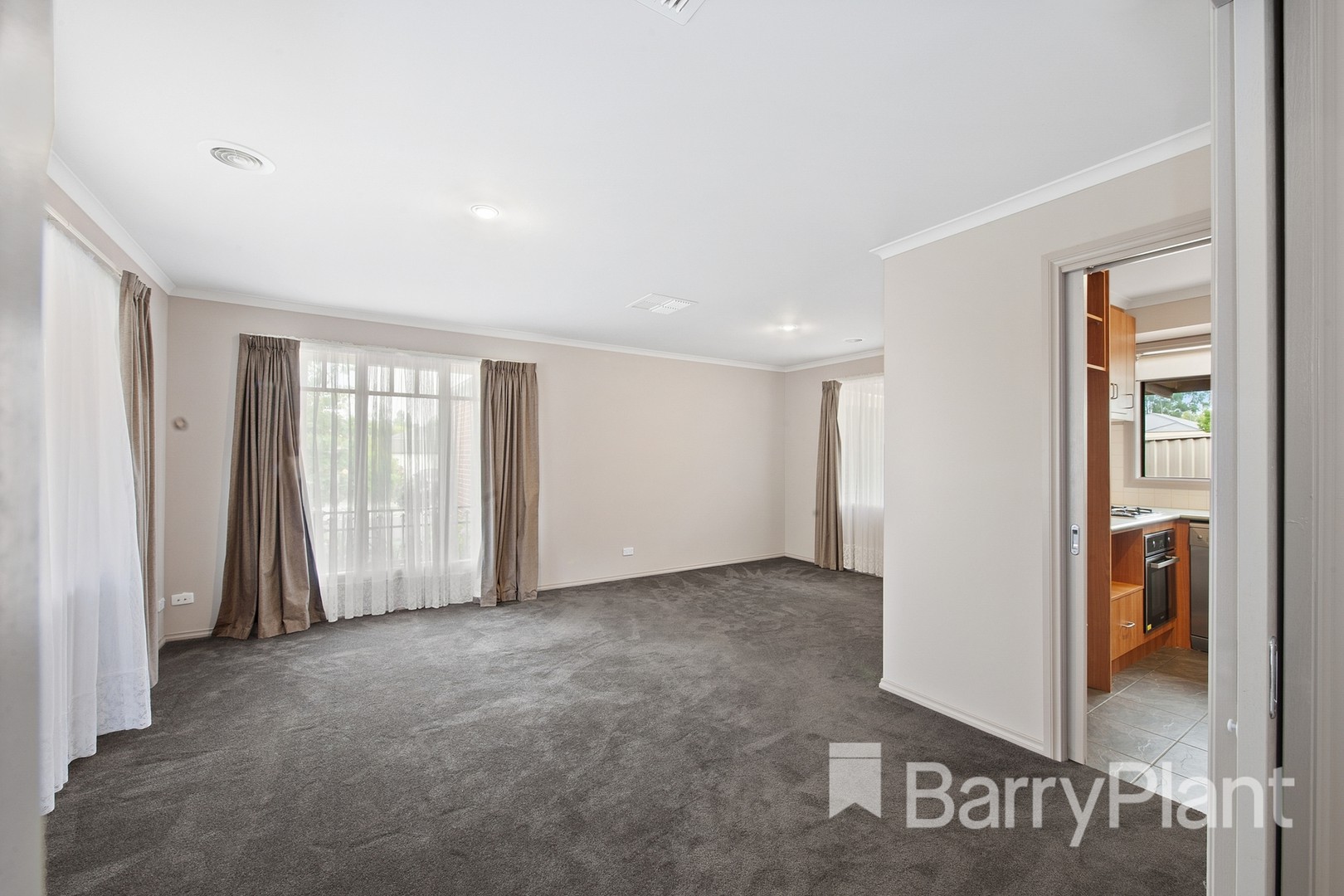 6 Belmar Crescent, Canadian, VIC 3350 - Thumbnail 1 - 17/02/2020