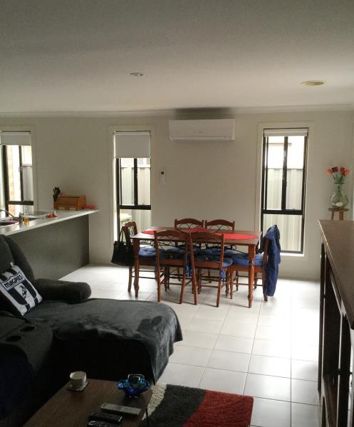 2 Circuit Drive, Truganina, VIC 3029 - Thumbnail 2 - 24/02/2020