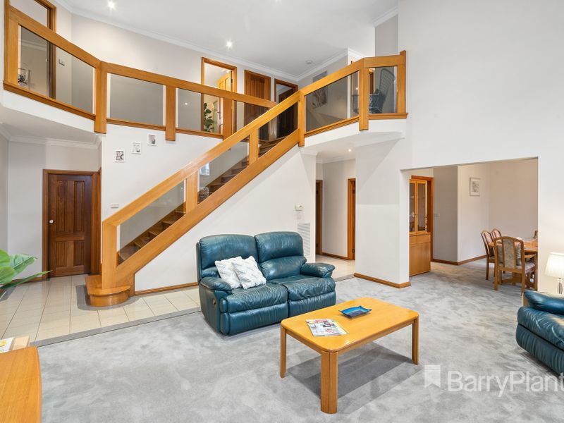 68 Winters Way, Doncaster, VIC 3108, Doncaster - Thumbnail 3