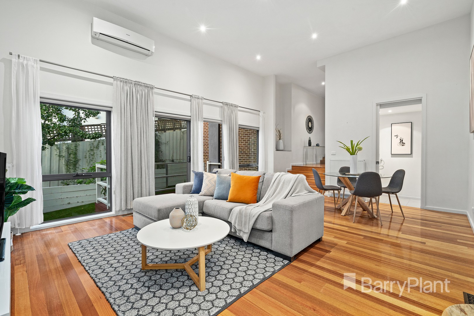 1/3 Ruda StreetDoncaster, VIC 3108, Doncaster - Thumbnail 3