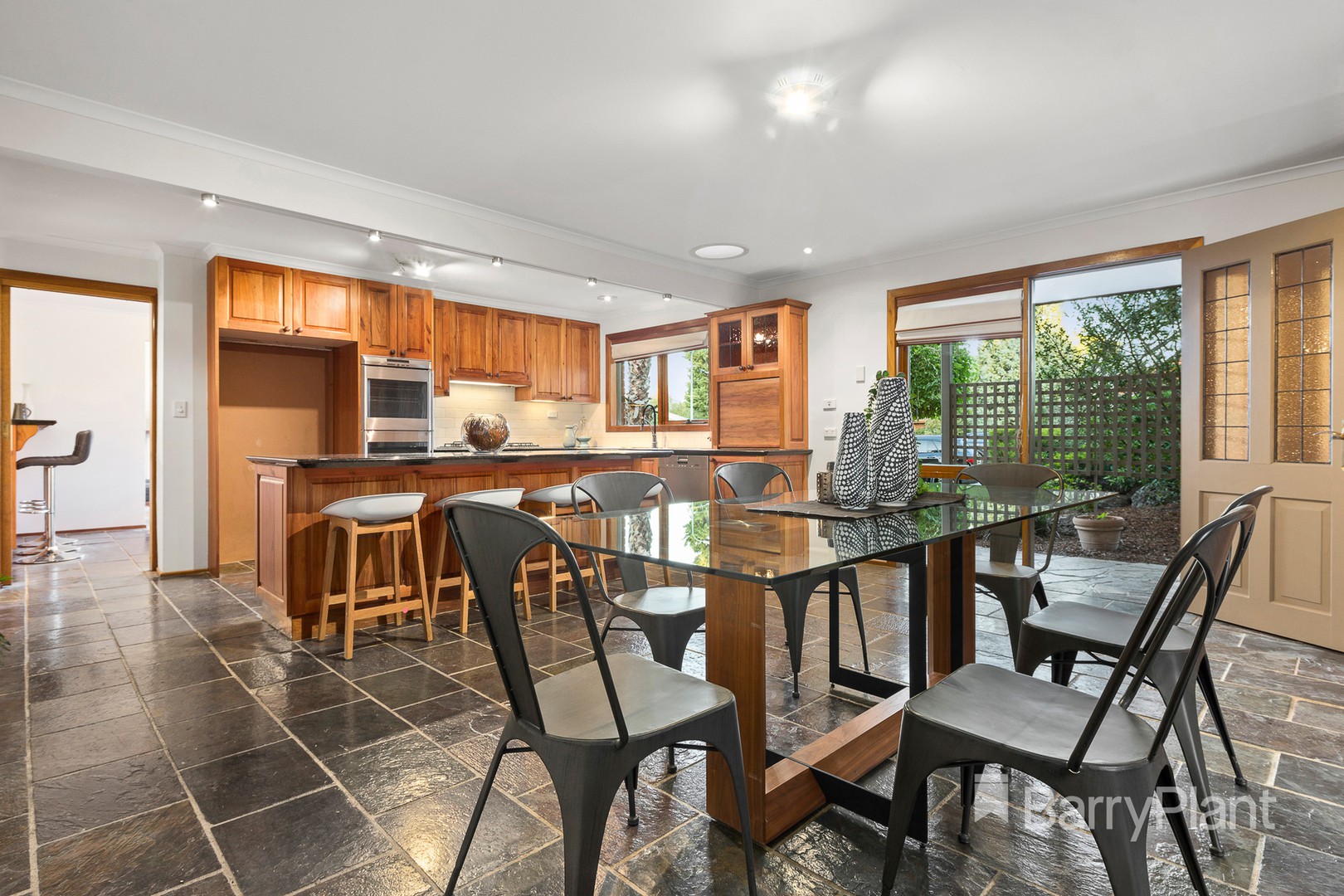 4 Wiggens Place, Doncaster East, VIC 3109, Doncaster East - Thumbnail 6