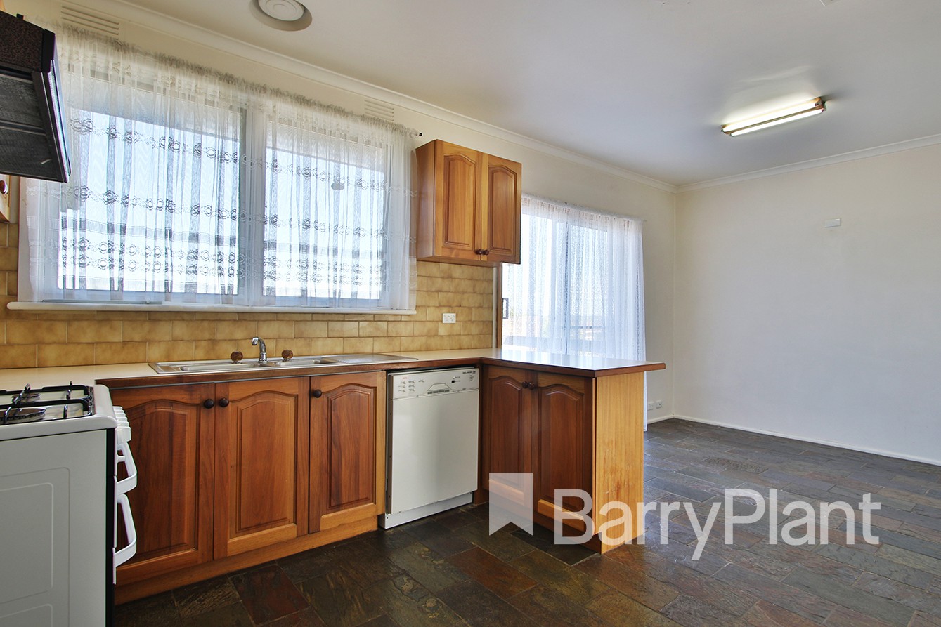 30 Pinnacle Crescent, Bulleen, VIC 3105 - Thumbnail 2 - 16/03/2020