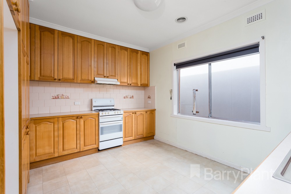 27 Stanley Street, Altona, VIC 3018 - Thumbnail 2 - 18/03/2020