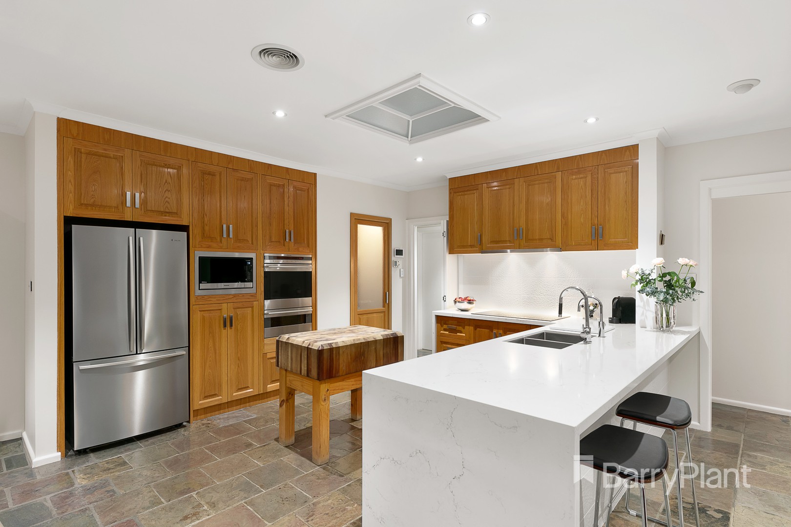 17 Hampshire Road, Doncaster, VIC 3108, Doncaster - Thumbnail 5