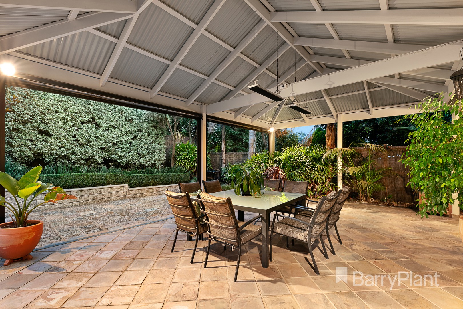 17 Hampshire Road, Doncaster, VIC 3108, Doncaster - Thumbnail 8
