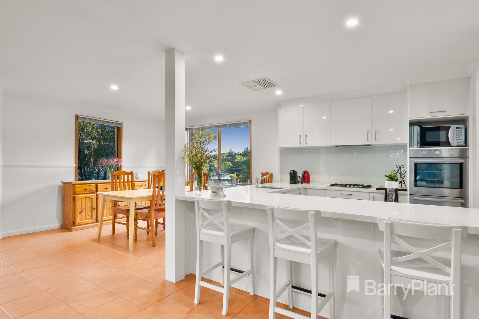 11 Kelway Crescent, Eltham North, VIC 3095, Eltham North - Thumbnail 4