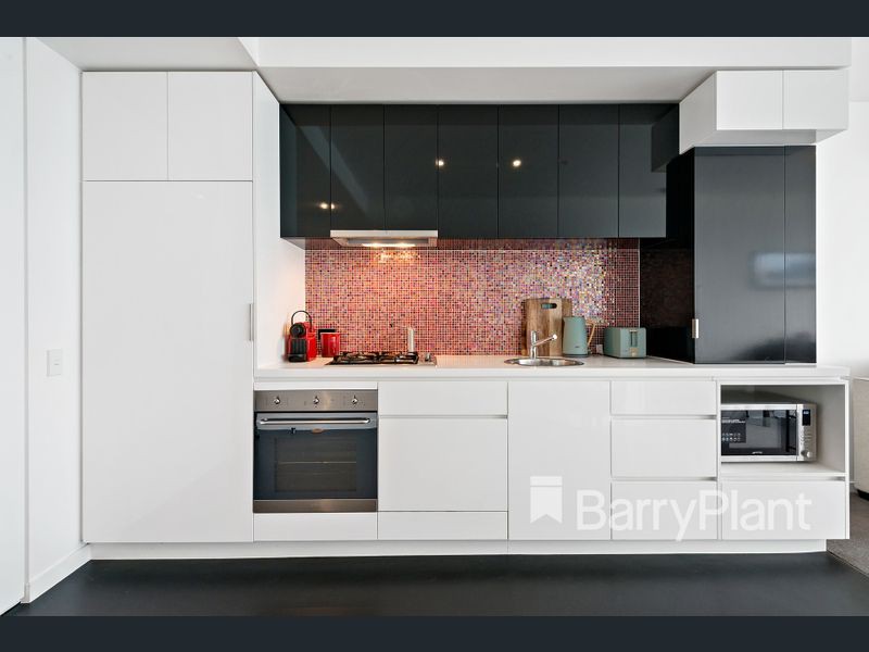 S1703/231 Harbour Esplanade, Docklands, VIC 3008 - Thumbnail 1 - 31/03/2020