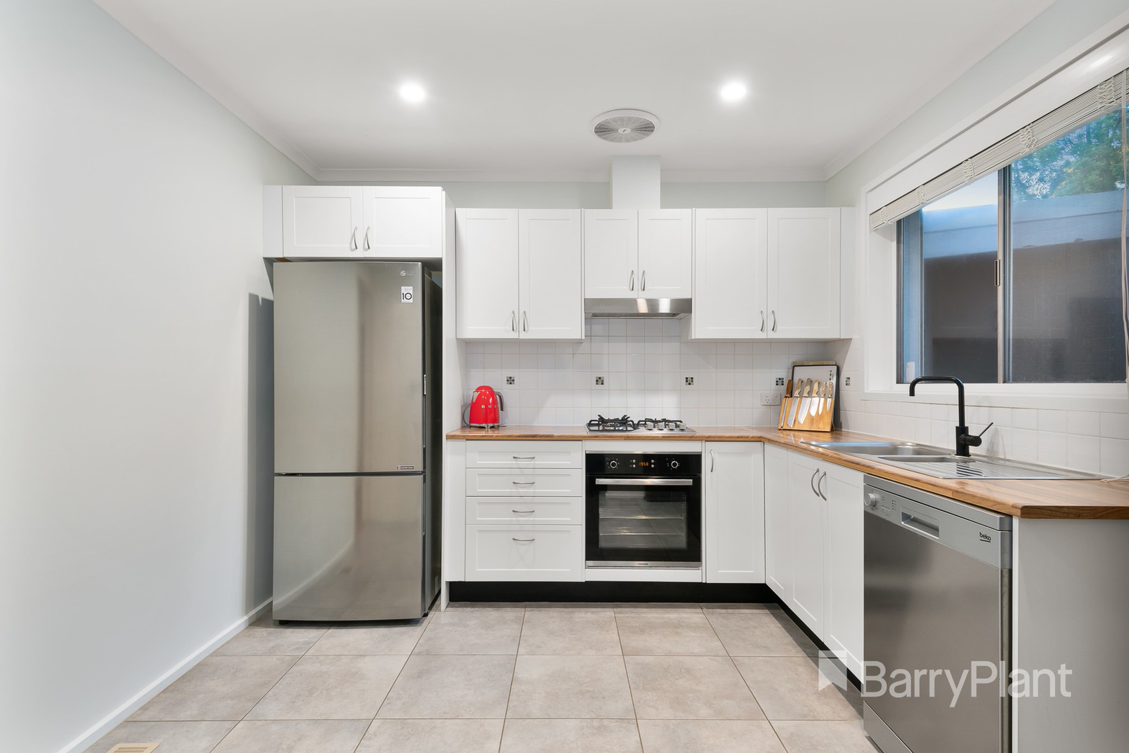2/21 Davey Road, Montmorency, VIC 3094, Montmorency - Thumbnail 3