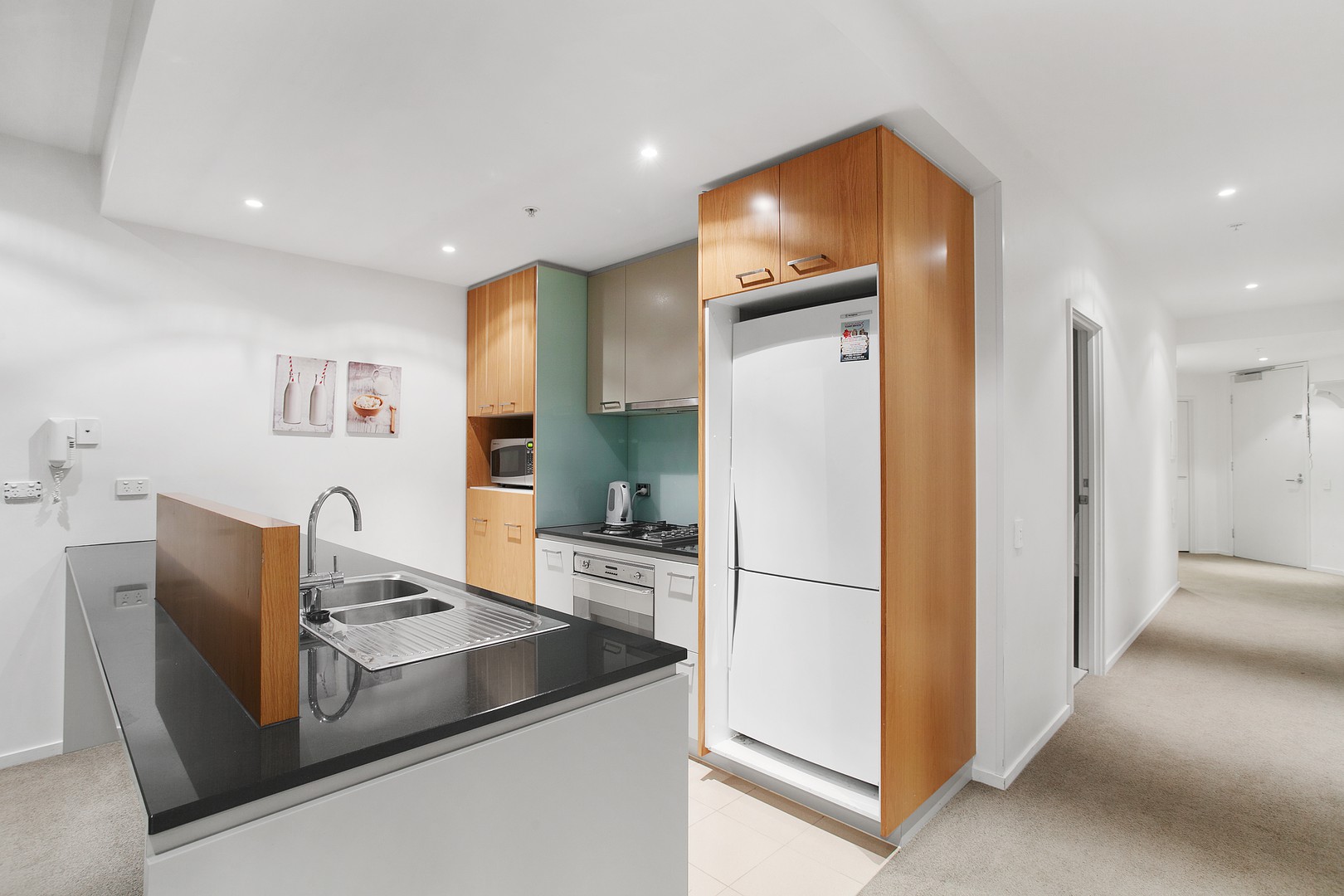 602/15 Caravel  Lane, Docklands, VIC 3008 - Thumbnail 1 - 07/04/2020
