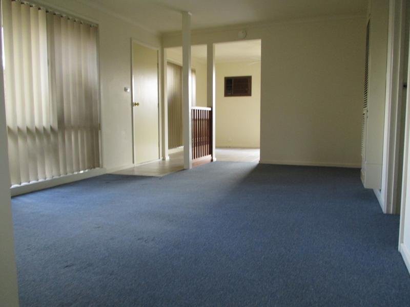 11 Hambledon Court, Craigieburn, VIC 3064 - Thumbnail 2 - 13/04/2020