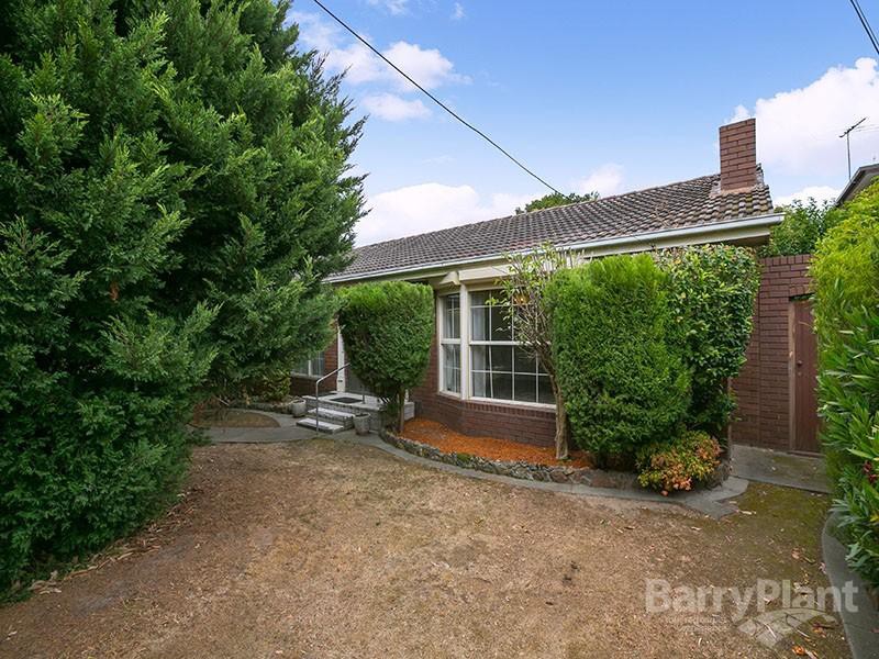 63 Brandon Park Drive, Wheelers Hill, VIC 3150 - Thumbnail 1 - 20/04/2020