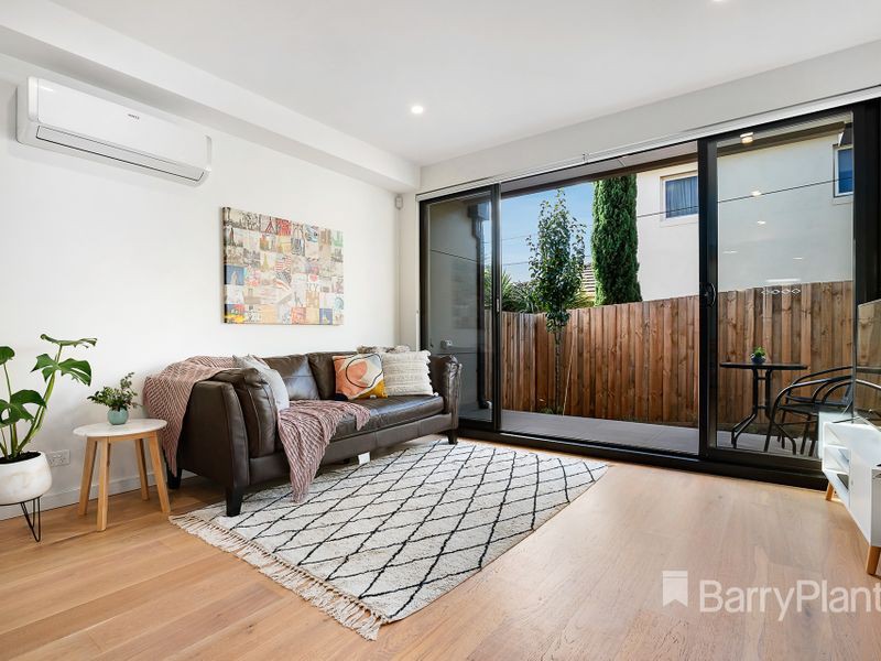 2/13 Churchill Street, Doncaster East, VIC 3109, Doncaster East - Thumbnail 5