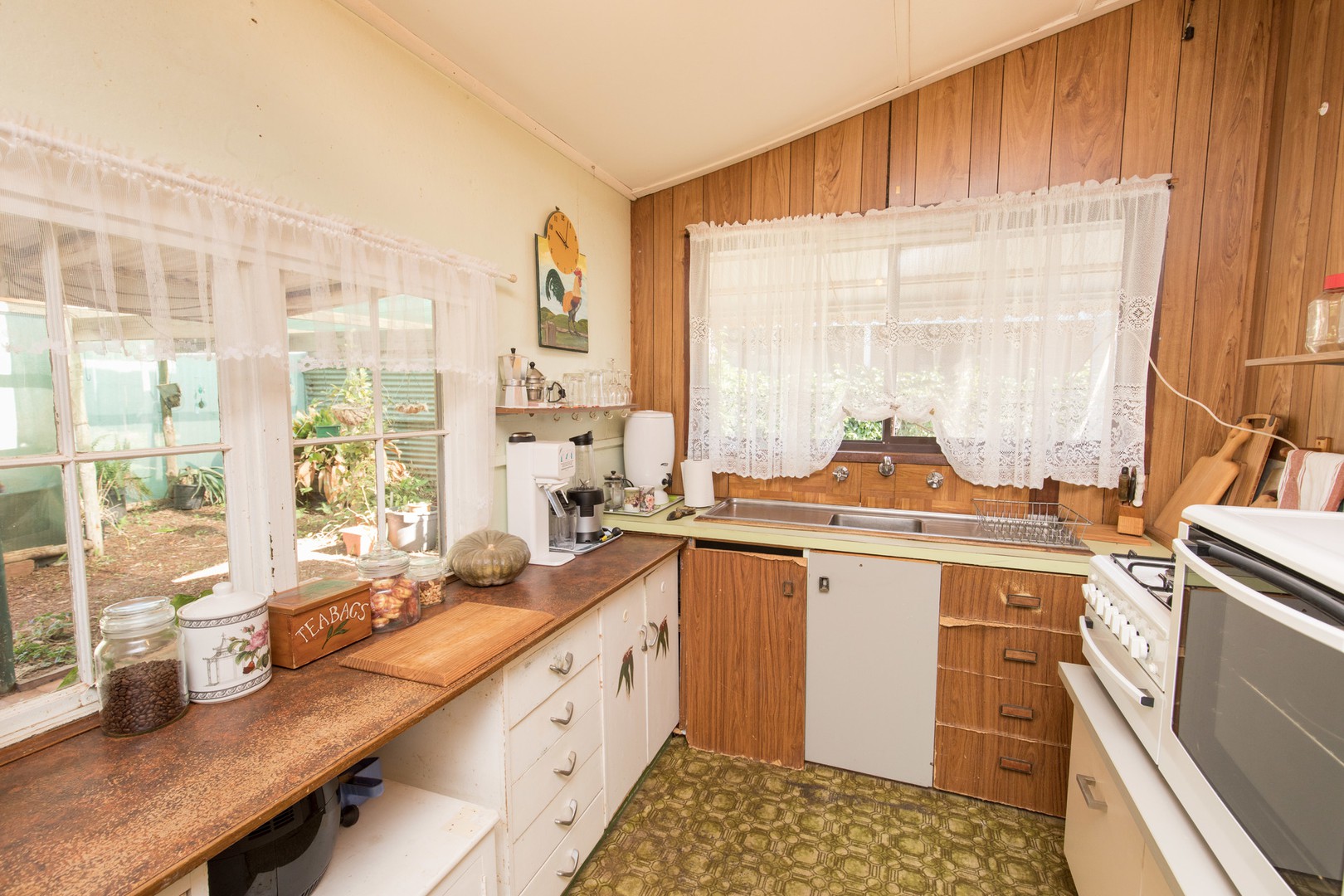 721 Woomera Avenue, Red Cliffs, VIC 3496 - Thumbnail 2 - 28/04/2020