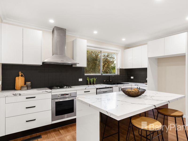 2 Rattray RoadMontmorency, VIC 3094, Montmorency - Thumbnail 3