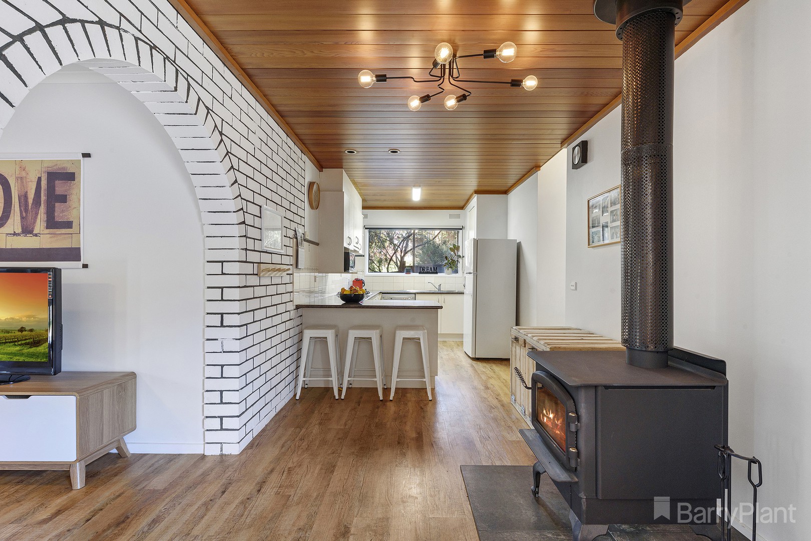 252 MacKenzie Street WestKangaroo Flat, VIC 3555, Kangaroo Flat - Thumbnail 2