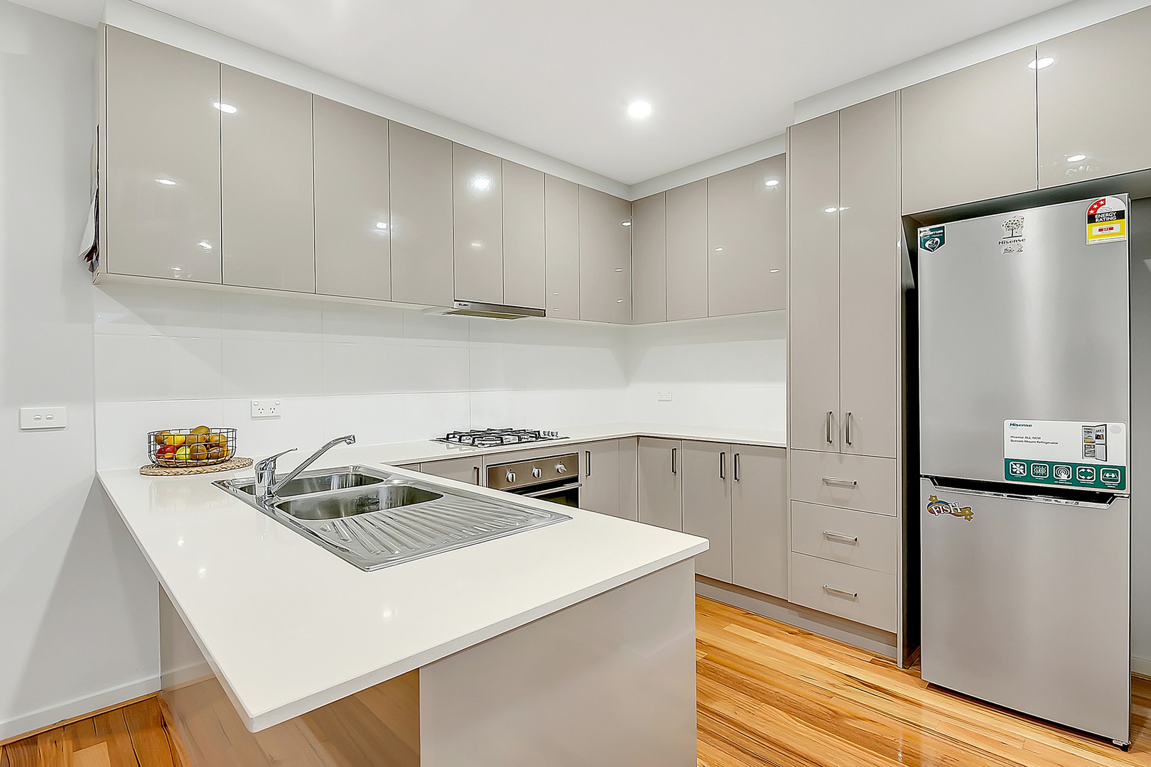 53 Furlong StreetCraigieburn, VIC 3064, Craigieburn - Thumbnail 3