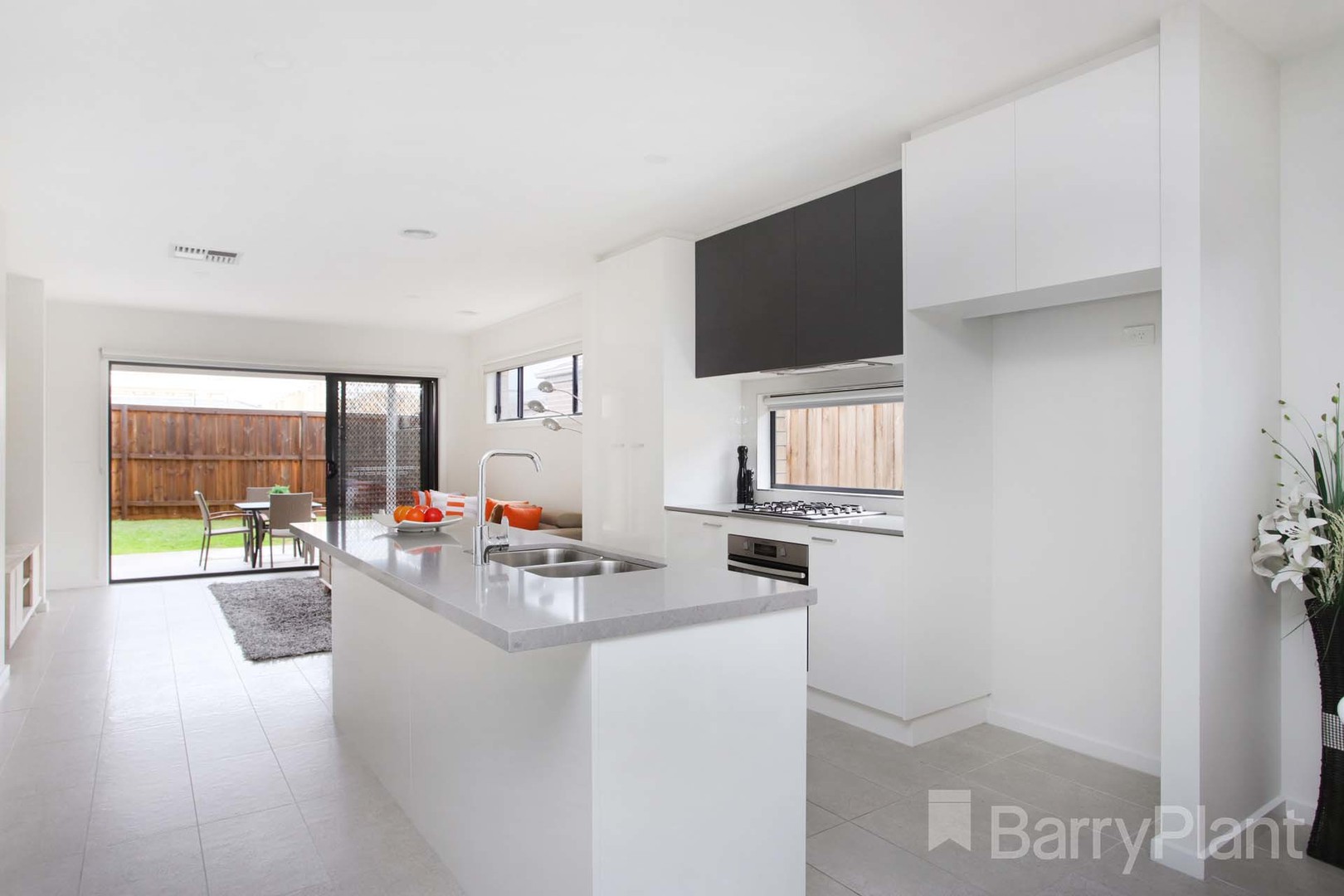 10 Lavinia StreetGreenvale, VIC 3059, Greenvale - Thumbnail 4