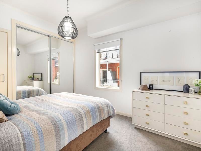 2/12 Mawbey StreetKensington, VIC 3031, Kensington - Thumbnail 5