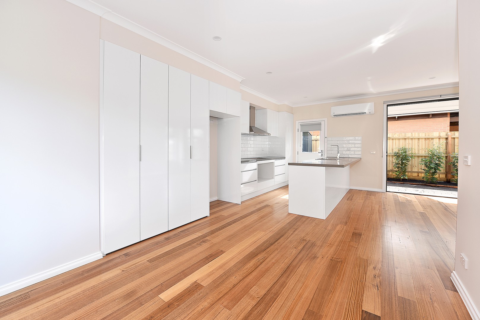 1/49 Phillip Road, Keilor East, VIC 3033 - Thumbnail 2 - 01/05/2020