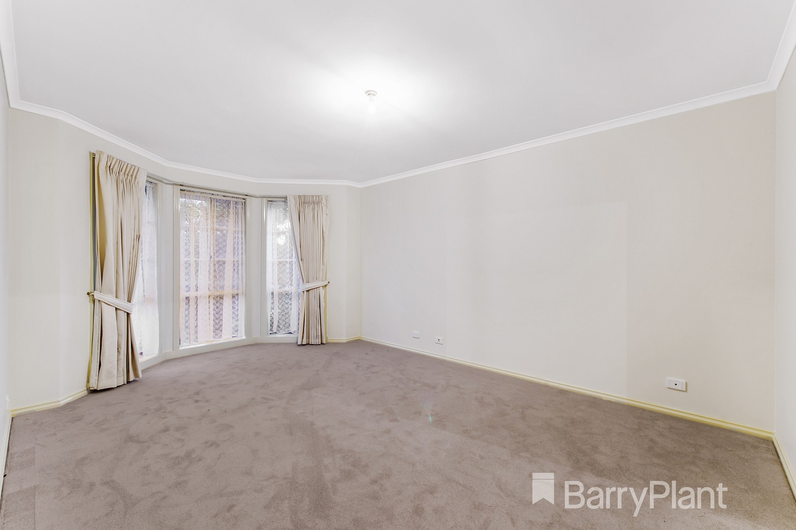5 Henley CourtHoppers Crossing, VIC 3029, Hoppers Crossing - Thumbnail 4