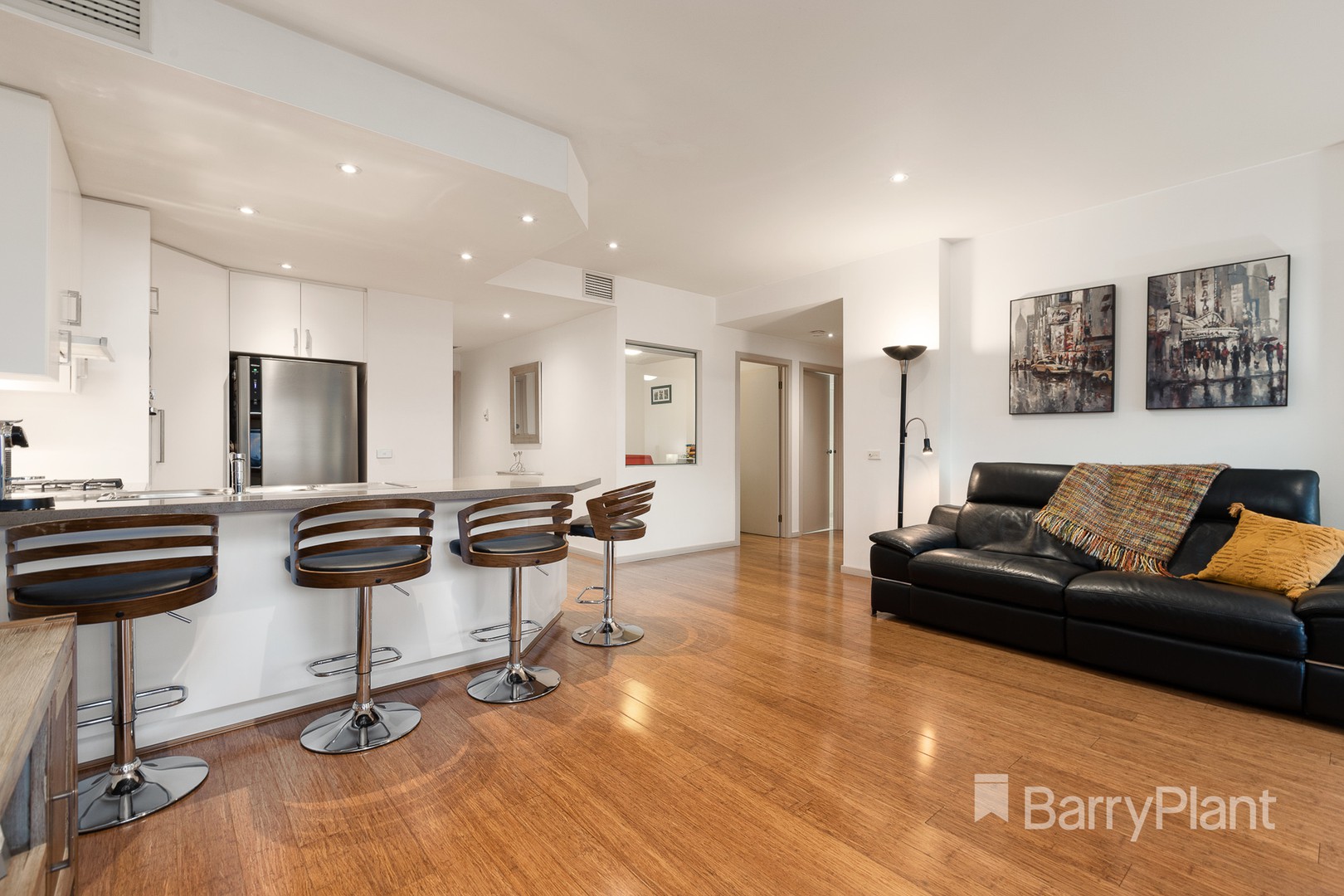 103/1 Sovereign Point Court, Doncaster, VIC 3108, Doncaster - Thumbnail 2