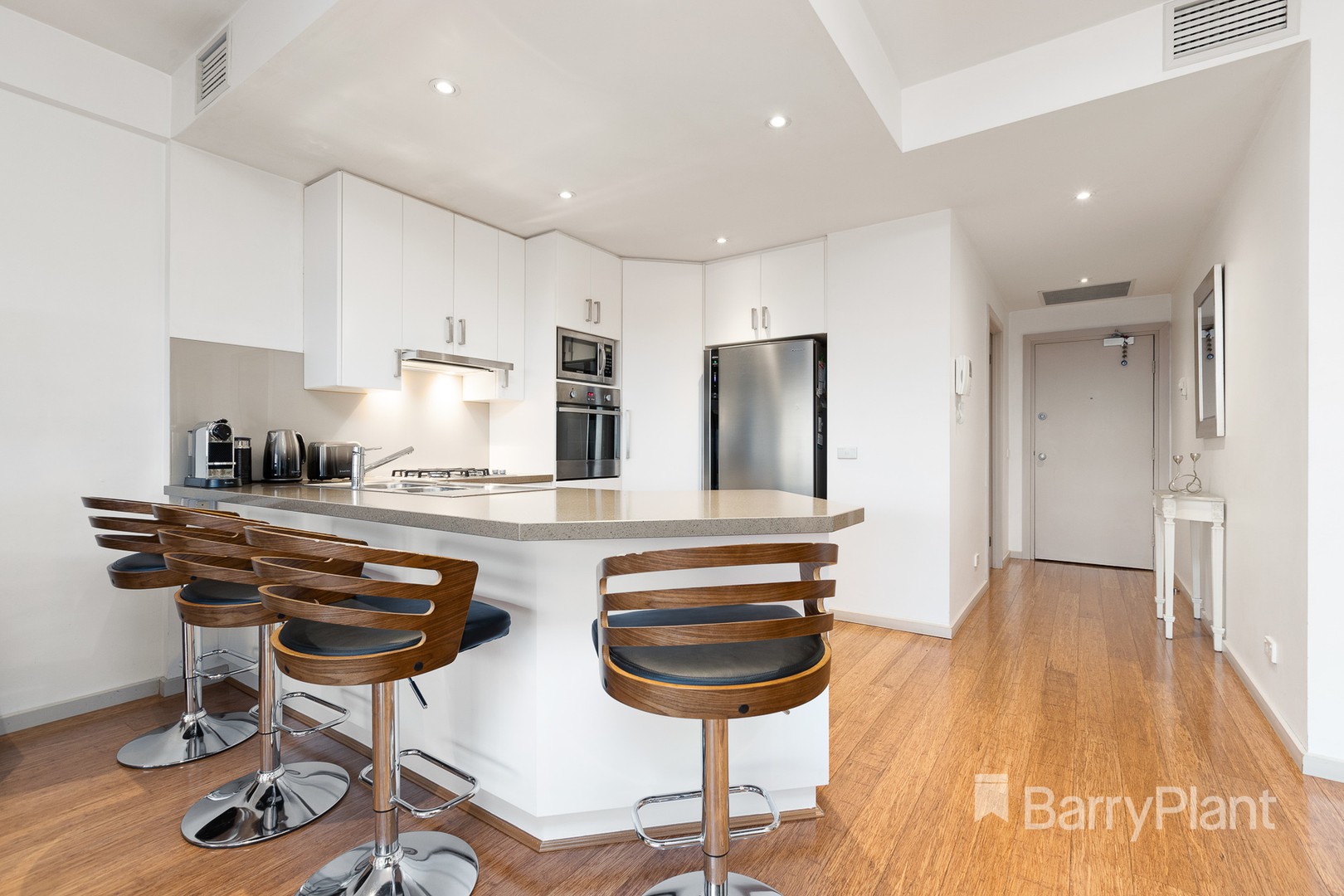 103/1 Sovereign Point Court, Doncaster, VIC 3108, Doncaster - Thumbnail 3