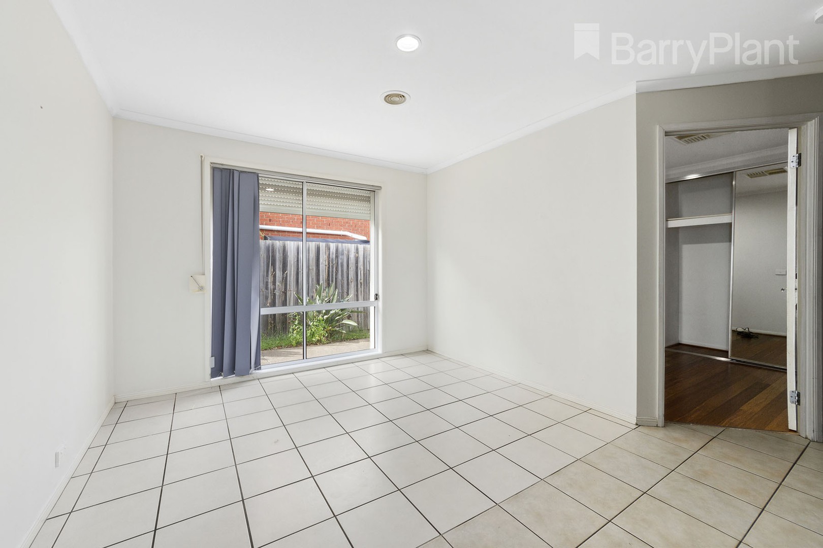 5 Vince Stella Close, Cairnlea, VIC 3023 - Thumbnail 1 - 08/05/2020