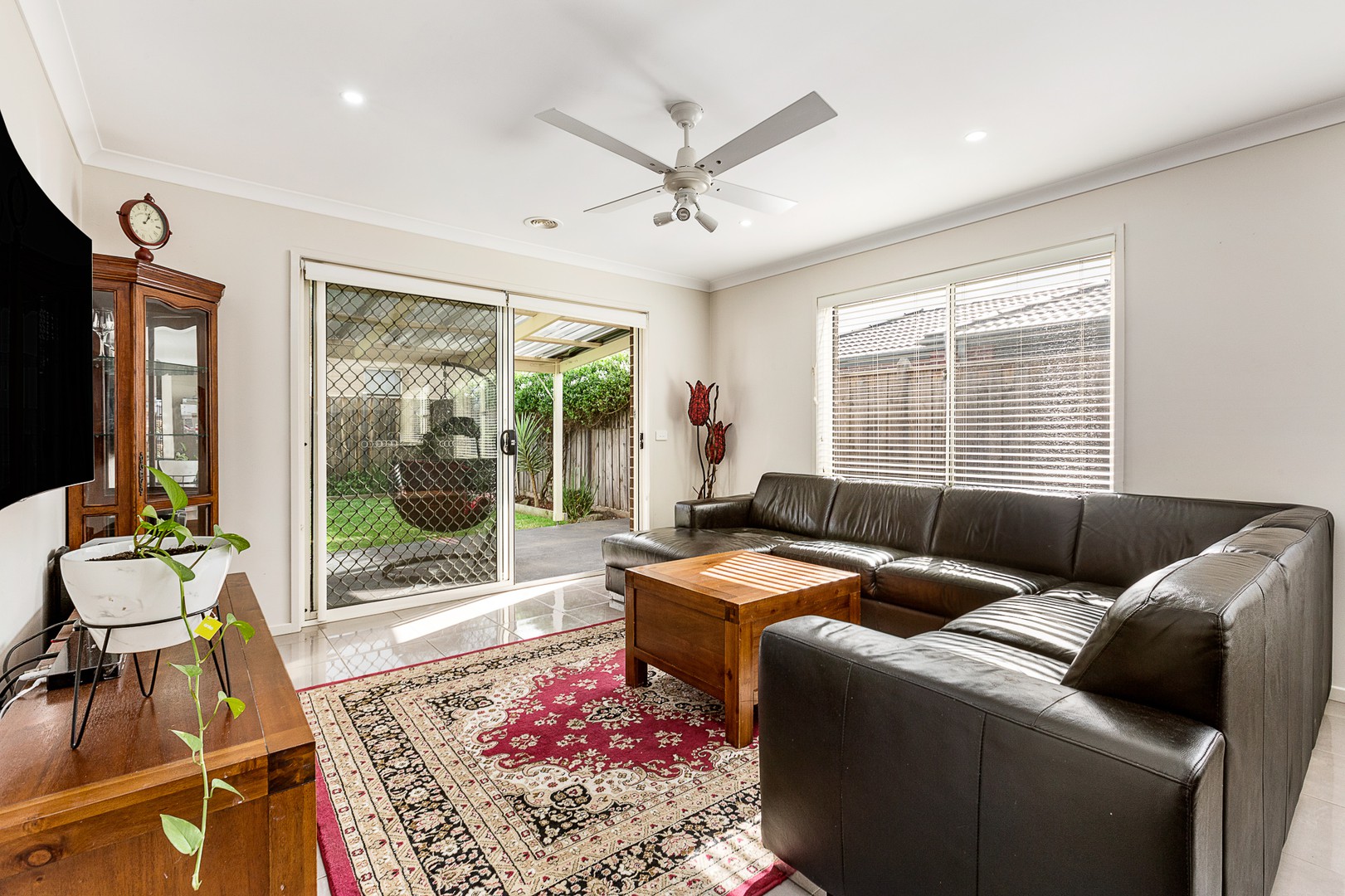 4 Wallaroo Way, Doreen, VIC 3754 - Thumbnail 2 - 11/05/2020