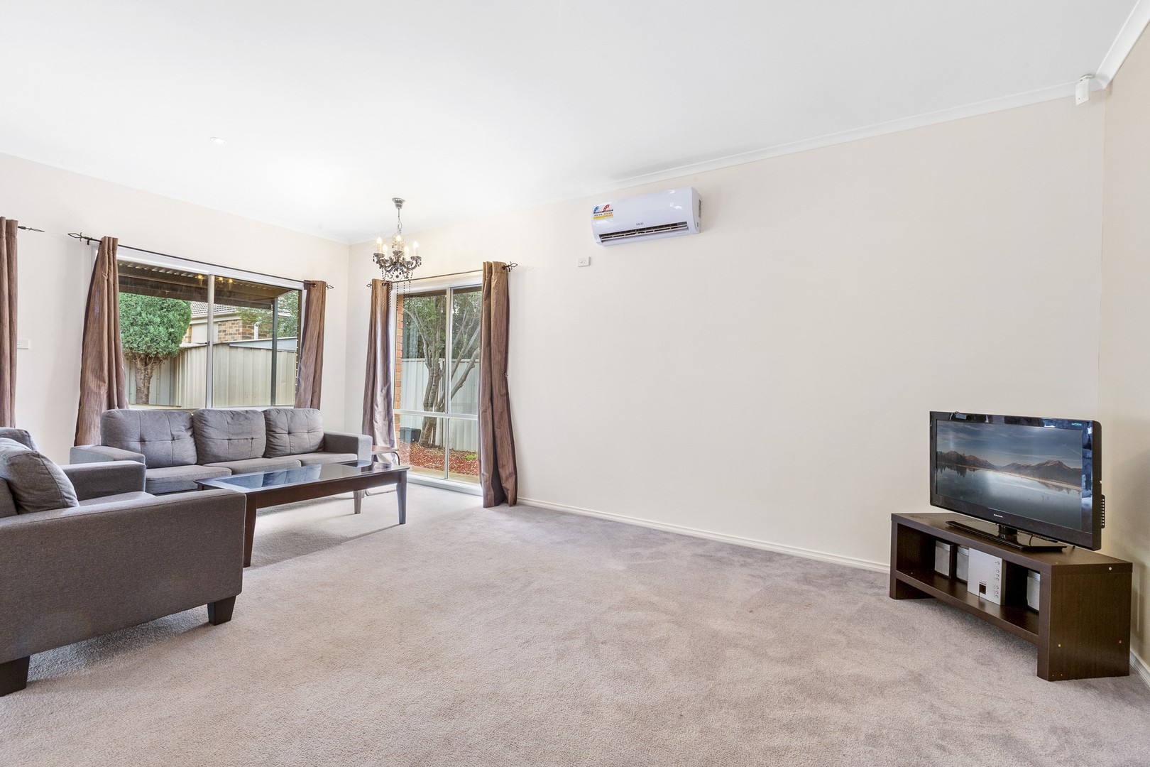 14 Smethwick GreenCaroline Springs, VIC 3023, Caroline Springs - Thumbnail 5
