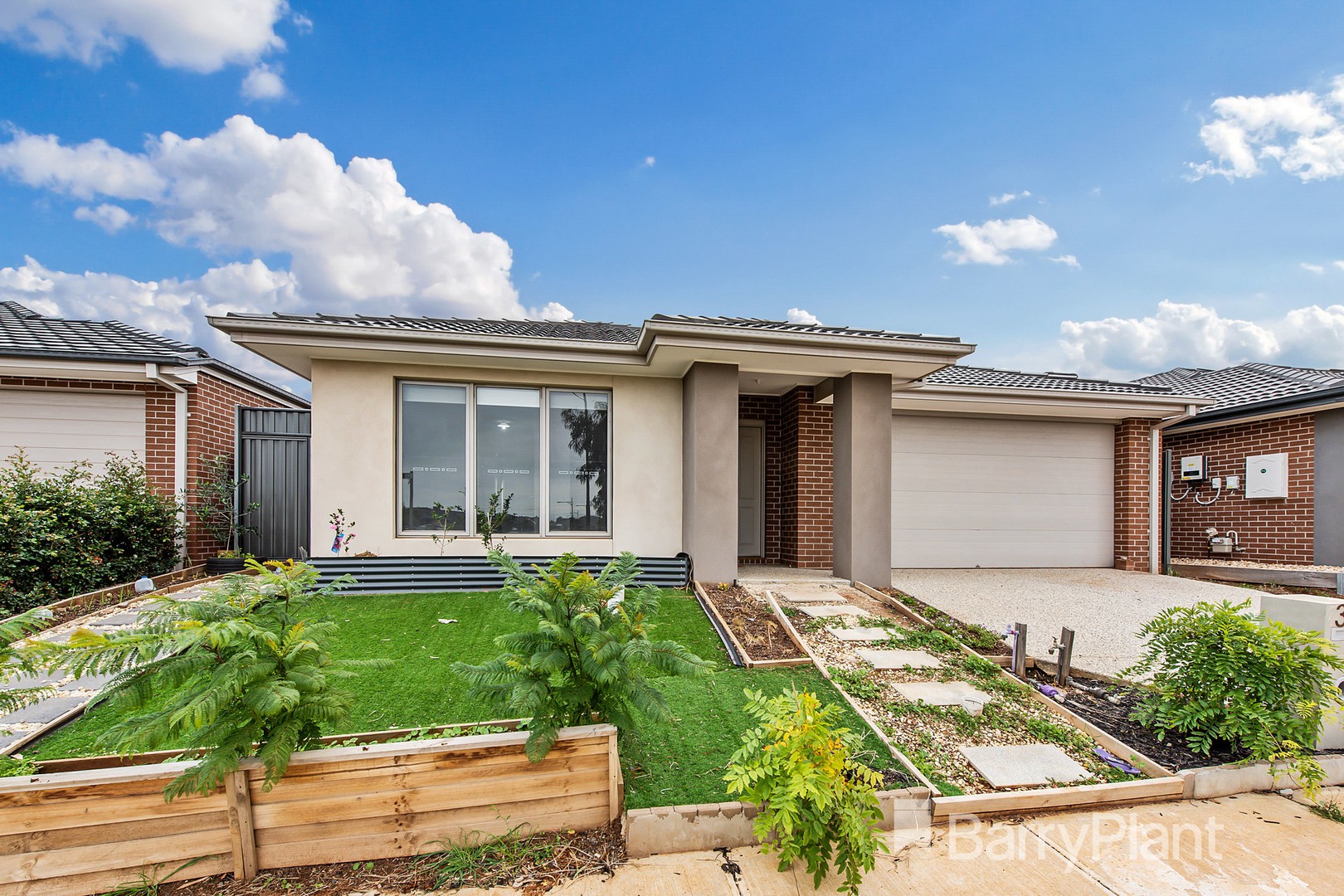 39 Oaky CrescentMelton South, VIC 3338, Melton South - Thumbnail 2