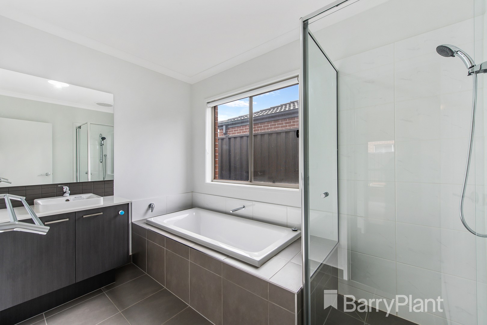 39 Oaky CrescentMelton South, VIC 3338, Melton South - Thumbnail 7