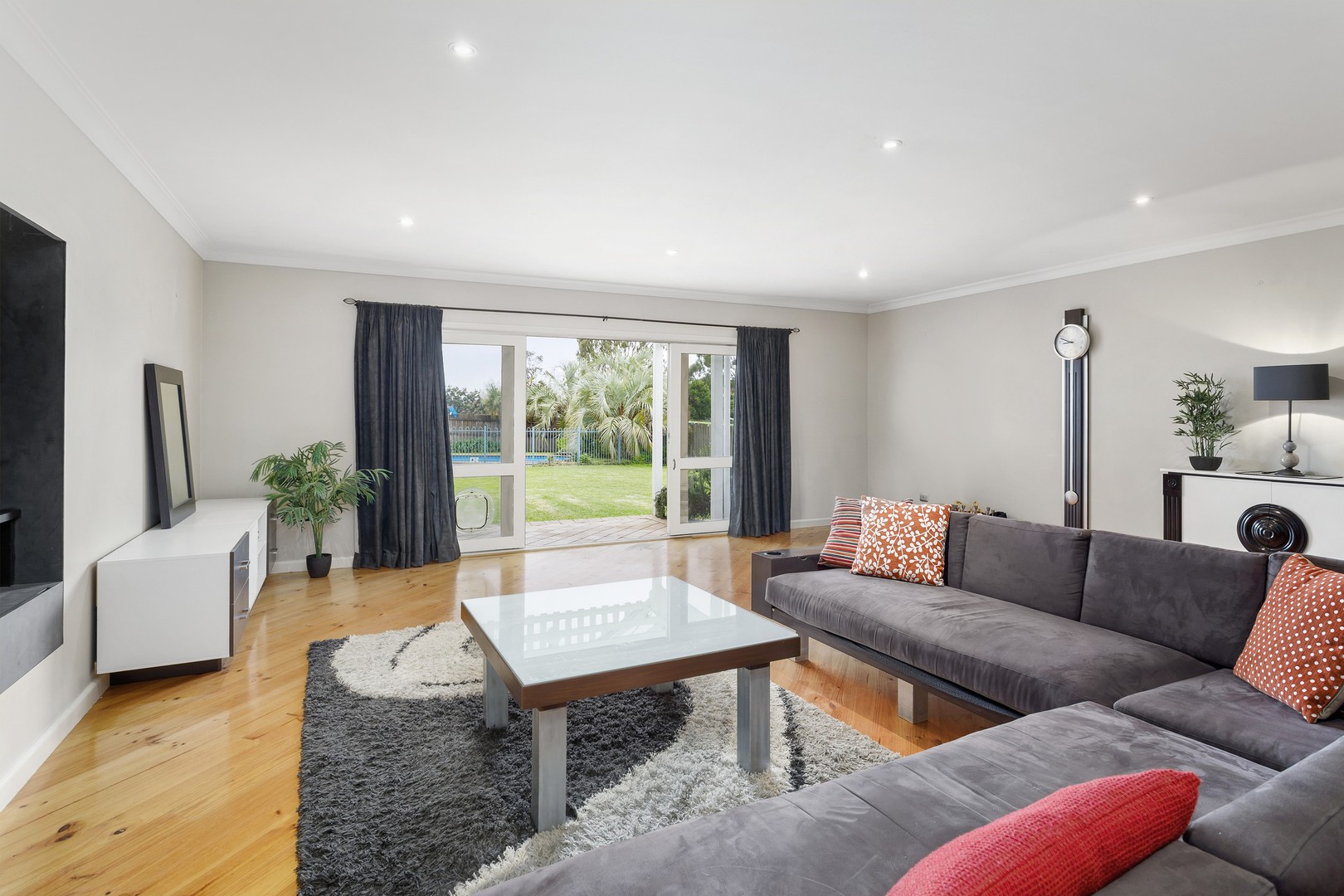 24 Lawborough AvenueParkdale, VIC 3195, Parkdale - Thumbnail 2