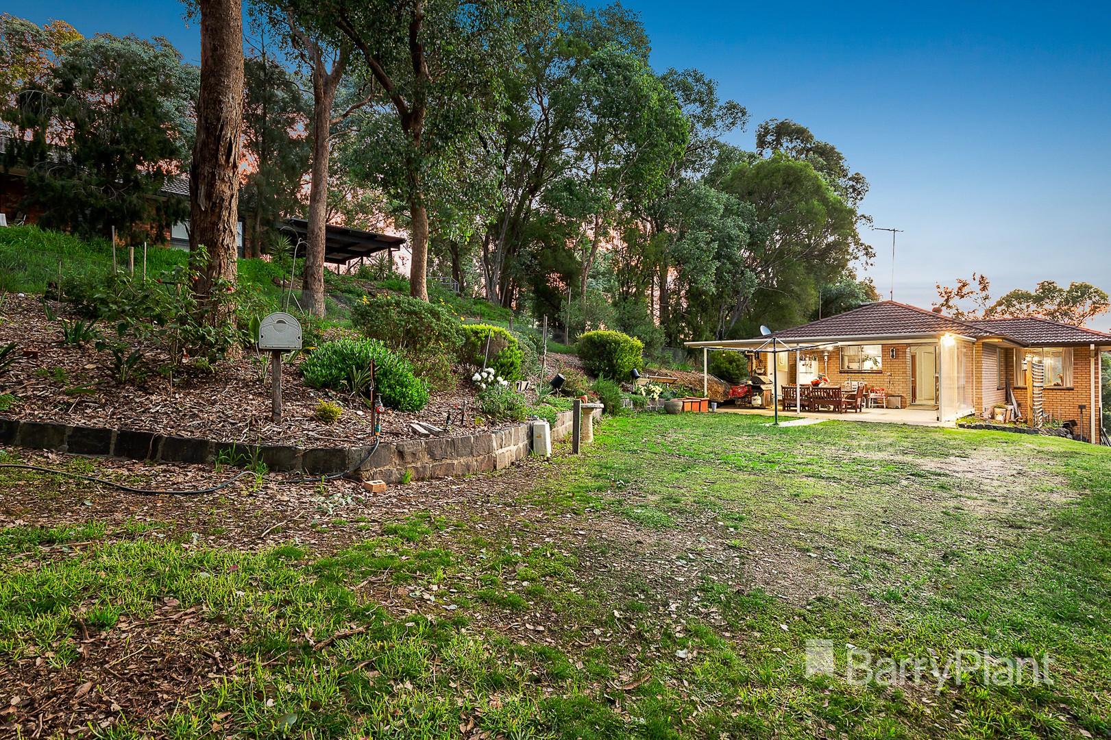 9 Betton Crescent, Warrandyte, VIC 3113, Warrandyte - Thumbnail 2