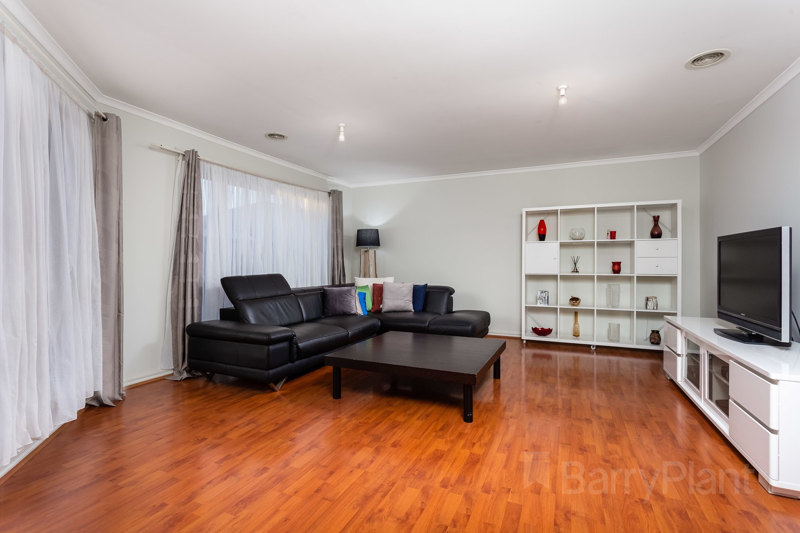 35 Astley CrescentPoint Cook, VIC 3030, Point Cook - Thumbnail 8